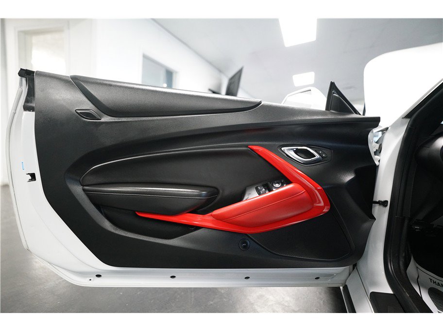 Used 2019 Chevrolet Camaro SS image 13