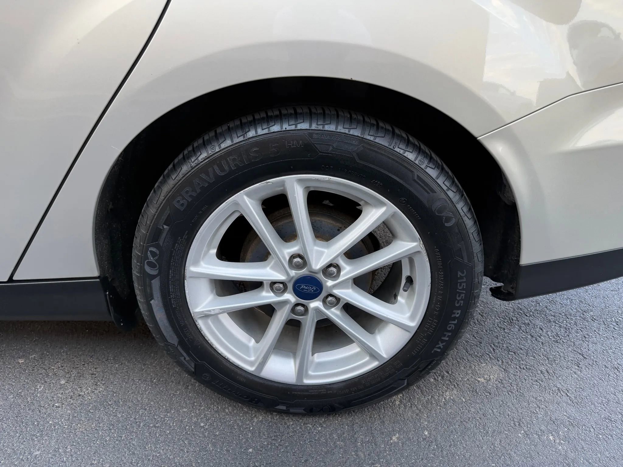 Used 2015 Ford Focus SE image 47