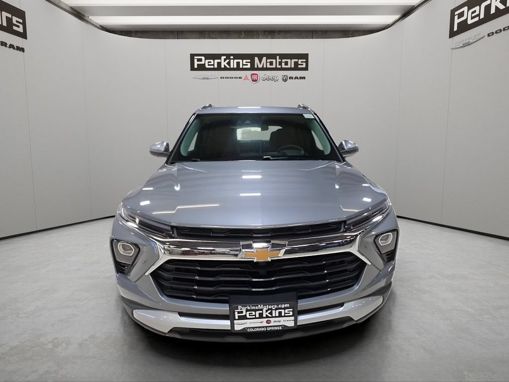 Used 2026 Chevrolet TrailBlazer LT AWD/4WD image 9