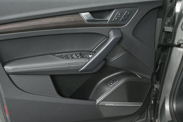 New 2025 Audi Q5 2.0T Premium Plus image 6
