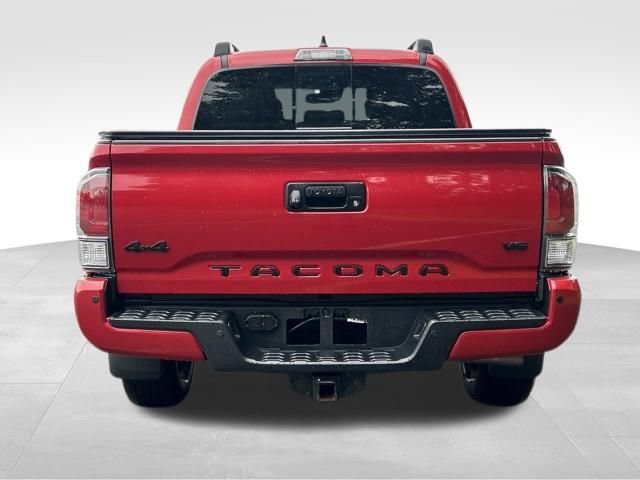 Used 2023 Toyota Tacoma Limited AWD/4WD image 4