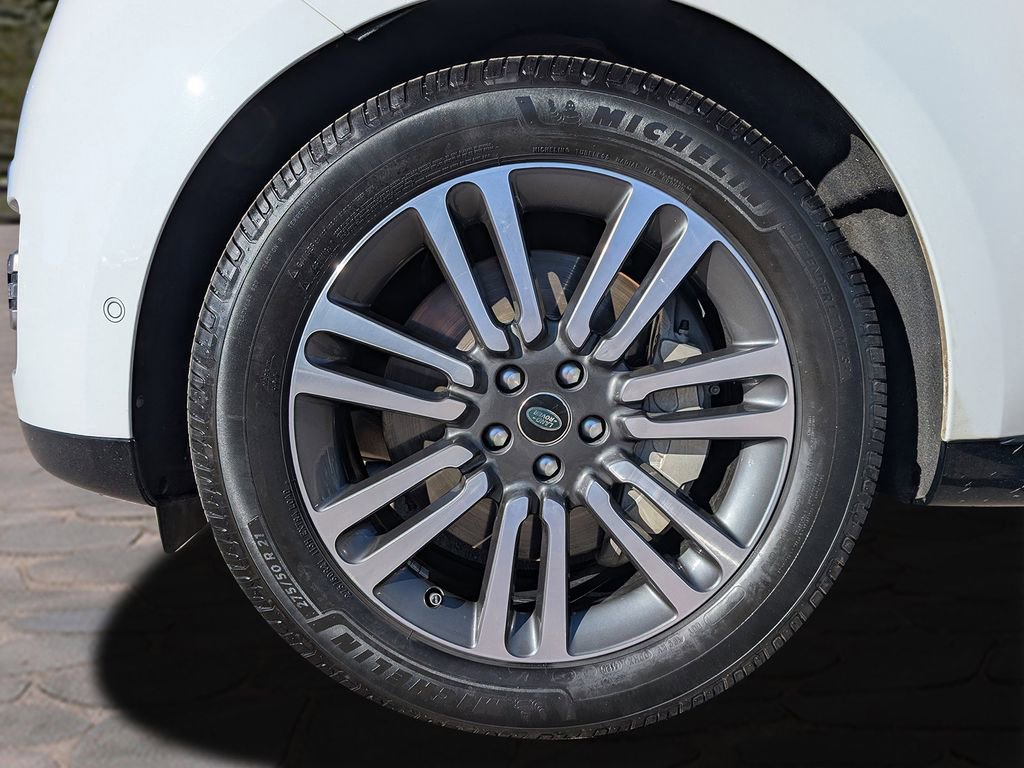 Used 2023 Land Rover Range Rover SE AWD/4WD image 12