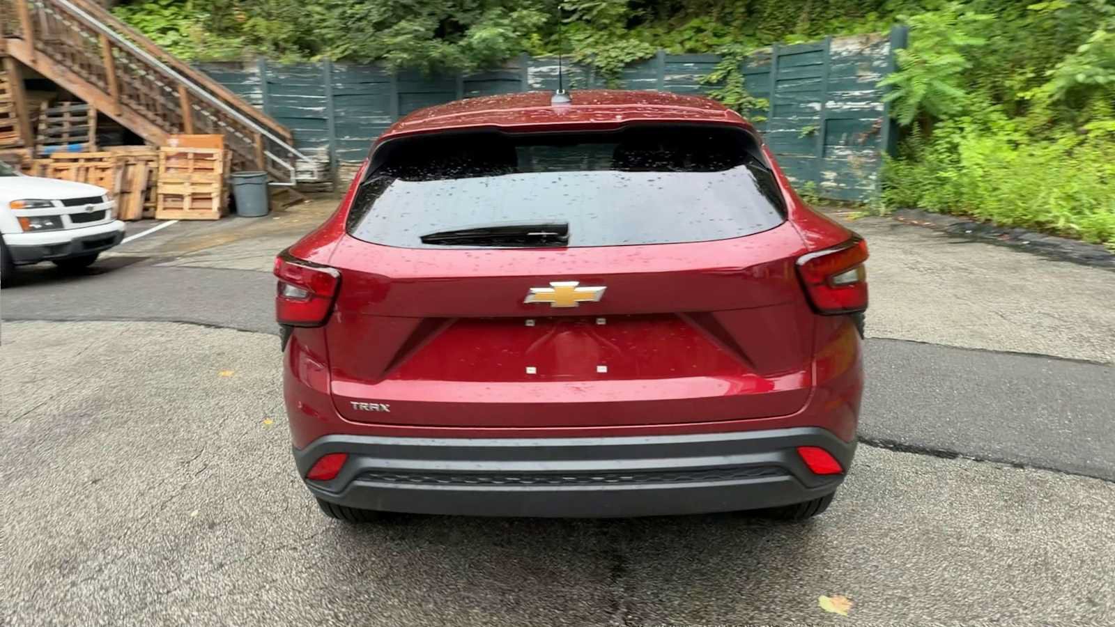 Certified 2024 Chevrolet Trax LS w/ LS Convenience Package FWD image 10