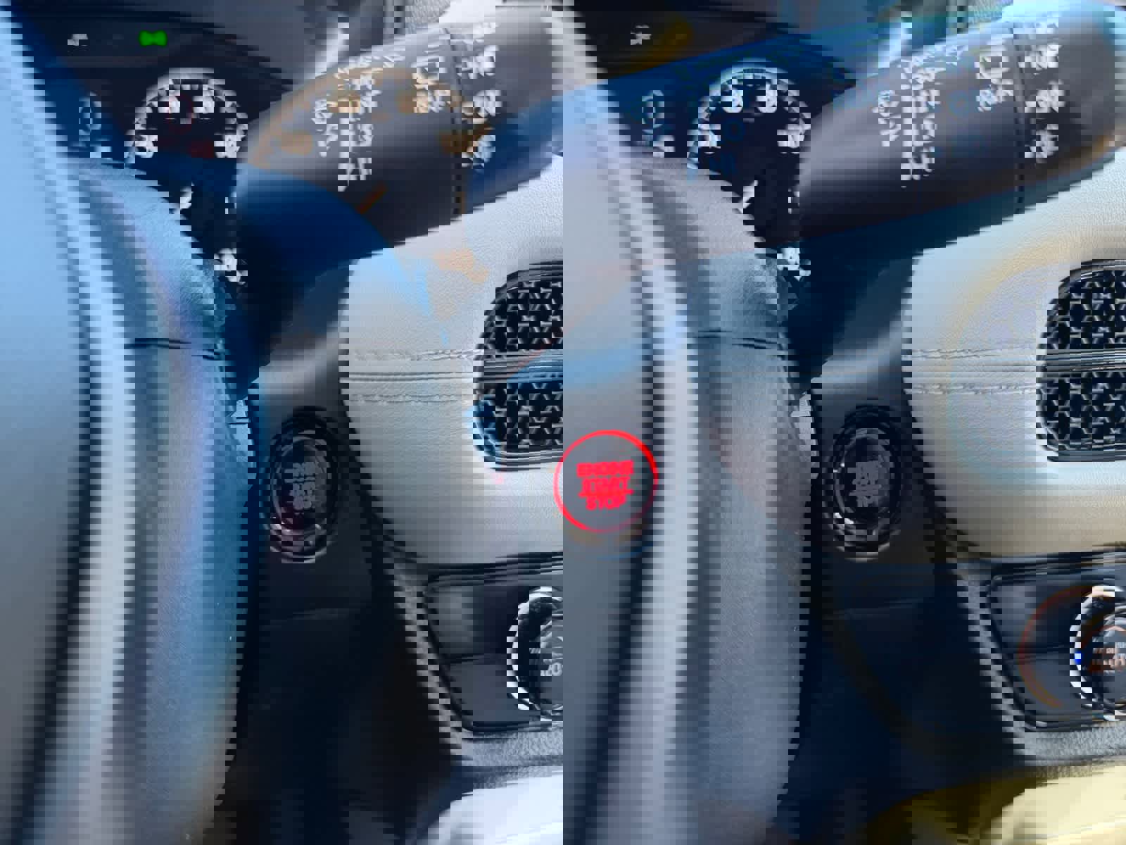 Used 2023 Honda HR-V LX image 23