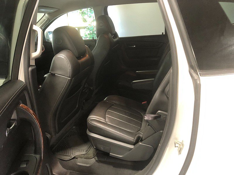 Used 2014 Chevrolet Traverse LTZ AWD/4WD image 16