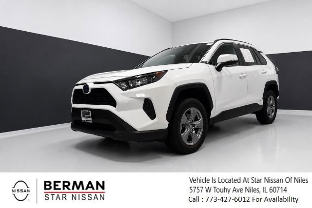 Used 2022 Toyota RAV4 LE AWD/4WD image 1