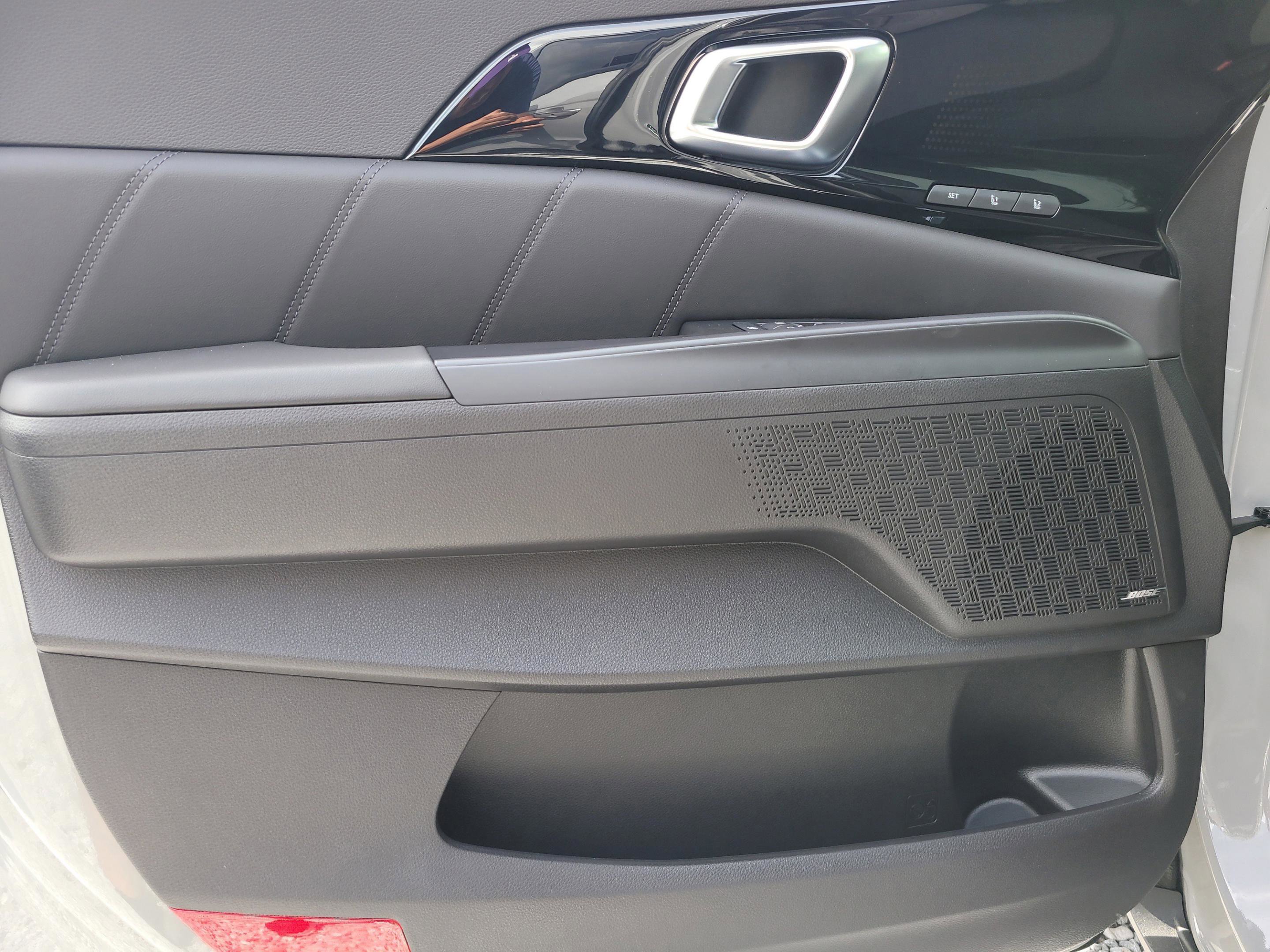 New 2026 Kia Carnival SX Prestige image 17