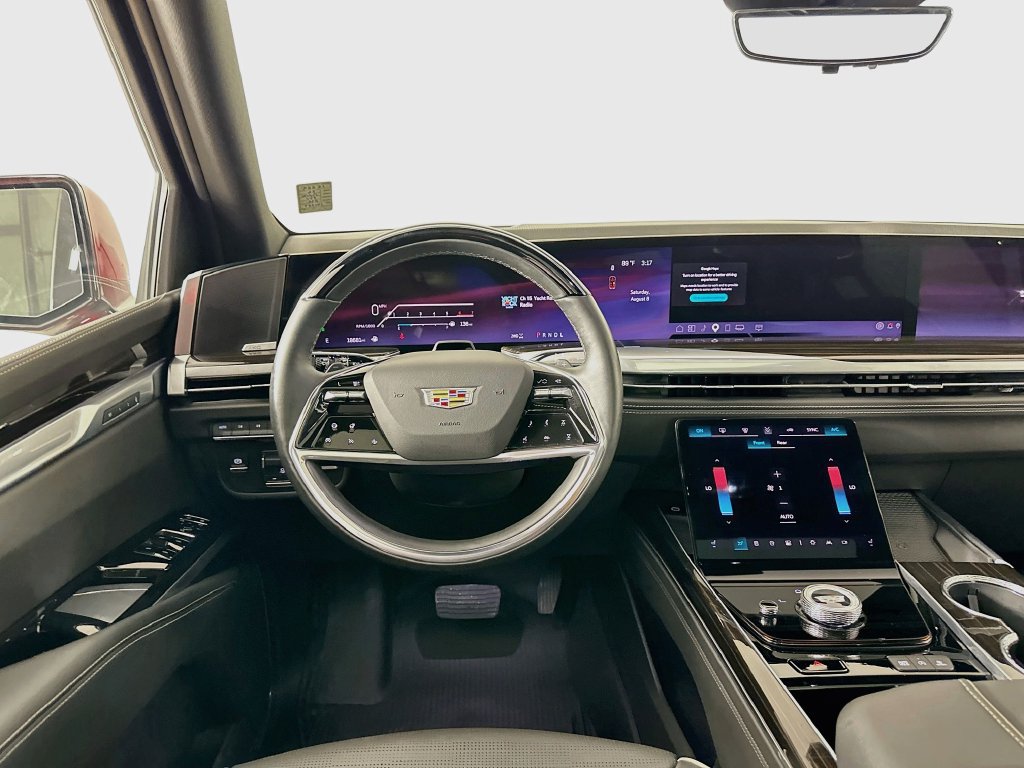 Certified 2026 Cadillac Escalade ESV Luxury w/ LPO, Radiant Package AWD/4WD image 23