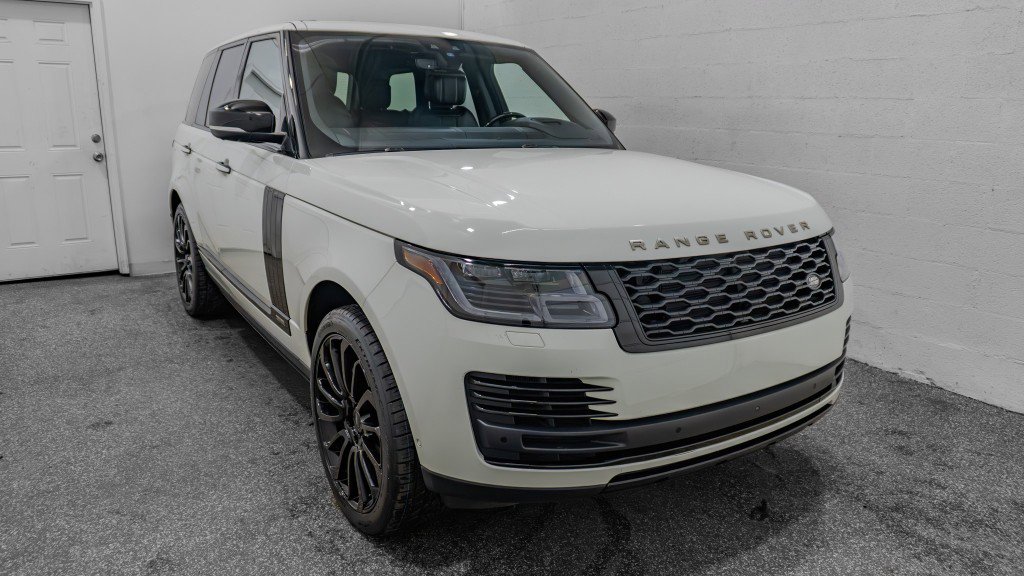 Used 2021 Land Rover Range Rover Autobiography Fifty Edition image 2