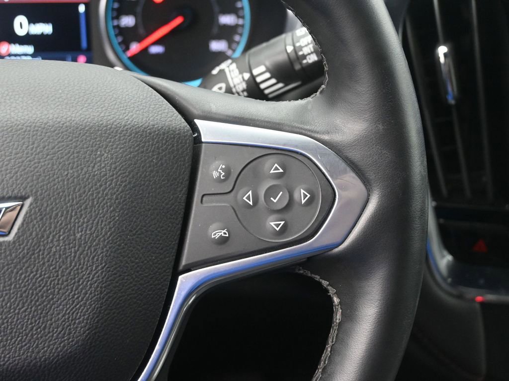 Used 2023 Chevrolet Traverse RS image 13