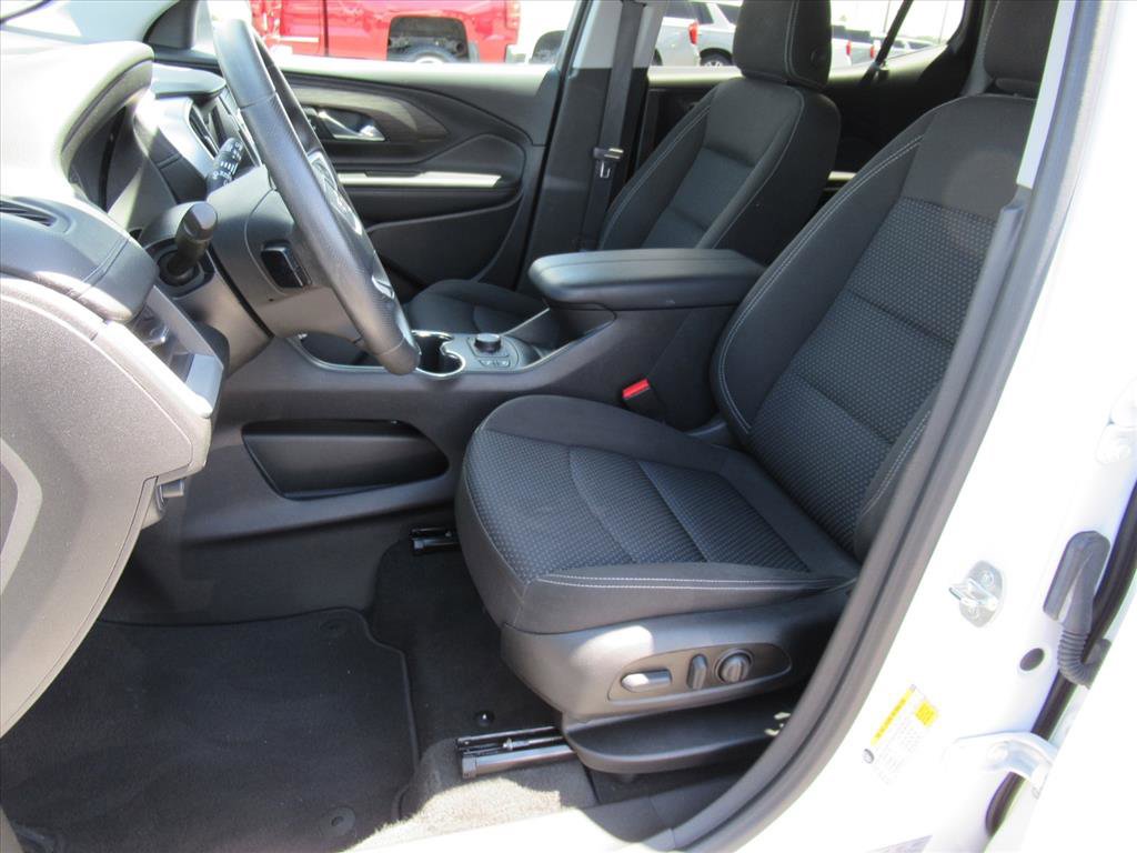 Used 2023 GMC Terrain SLE w/ Driver Convenience Package FWD image 17