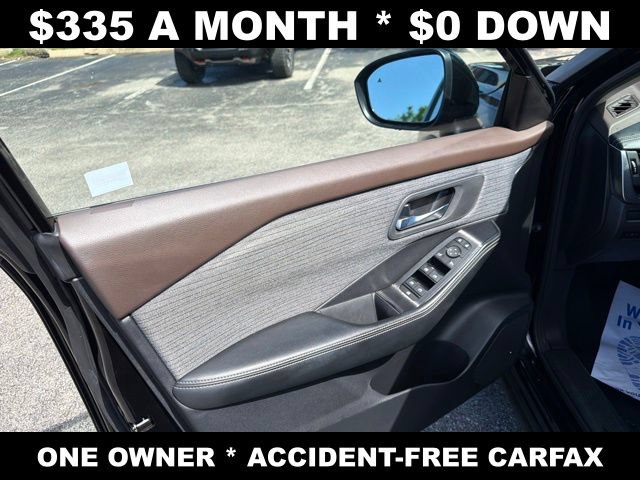 Used 2023 Nissan Rogue SV AWD/4WD image 12