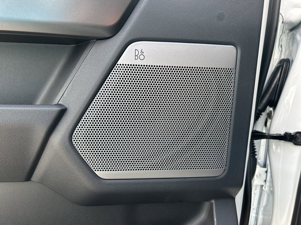 New 2026 Ford F250 Lariat w/ Black Appearance Package image 13