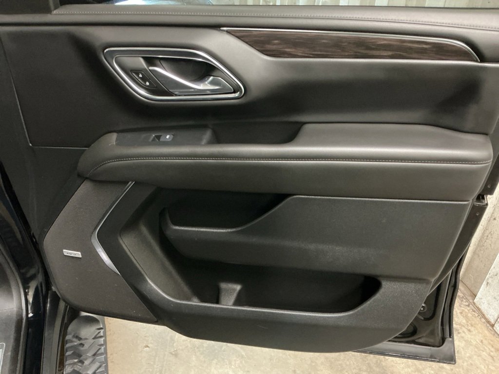 Used 2024 Chevrolet Suburban Z71 w/ Max Trailering Package image 33