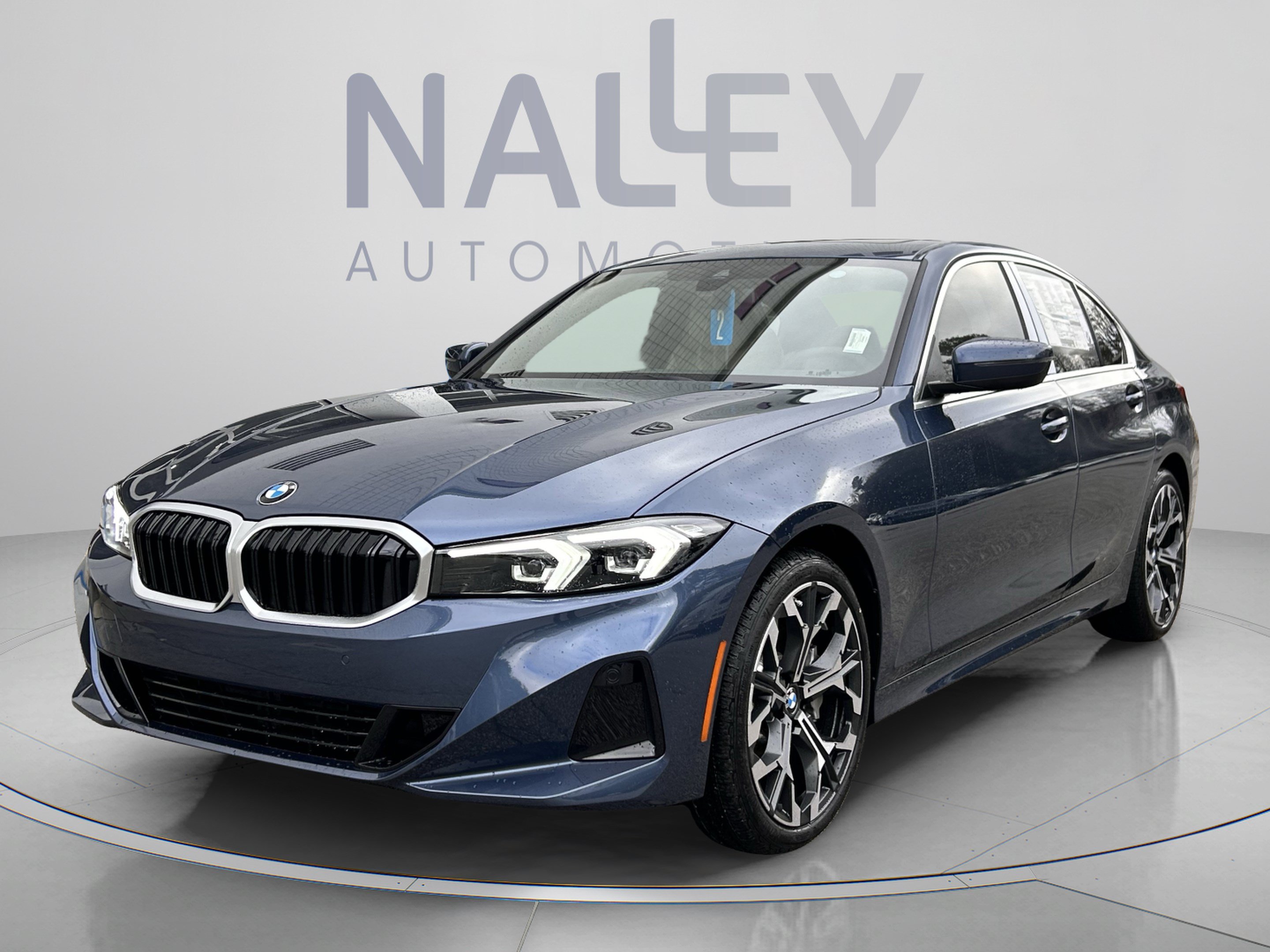 Used 2026 BMW 330i Sedan w/ Premium Package RWD image 1