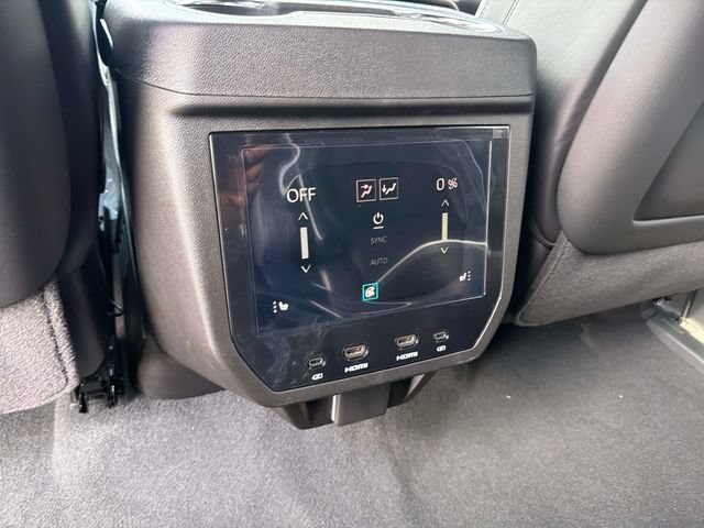 New 2026 GMC Yukon XL AT4 Ultimate AWD/4WD image 16