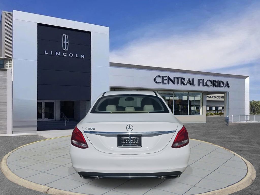 Used 2016 Mercedes-Benz C 300 Sedan image 4