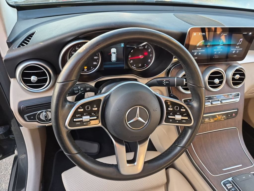 Used 2020 Mercedes-Benz GLC 300 image 11