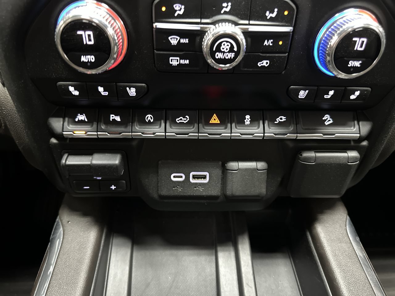 Used 2020 GMC Sierra 1500 SLT w/ SLT Premium Plus Package AWD/4WD image 65