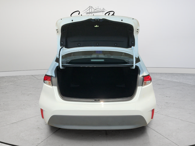 Used 2025 Toyota Corolla LE FWD image 24