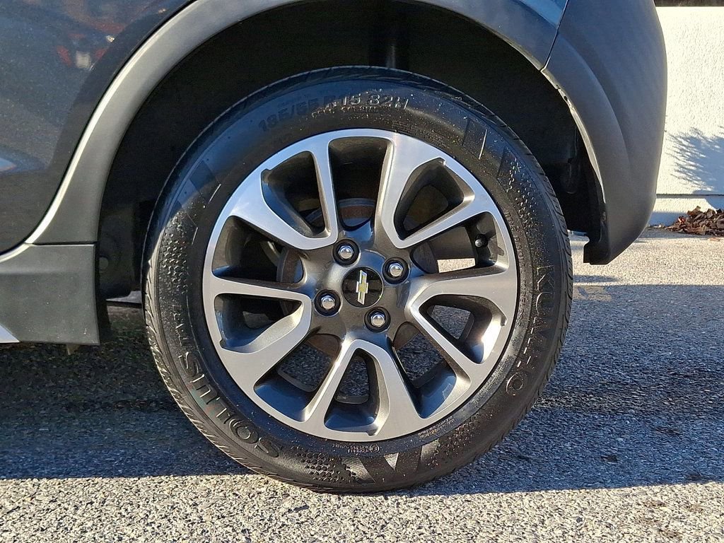 Used 2017 Chevrolet Spark ACTIV image 9