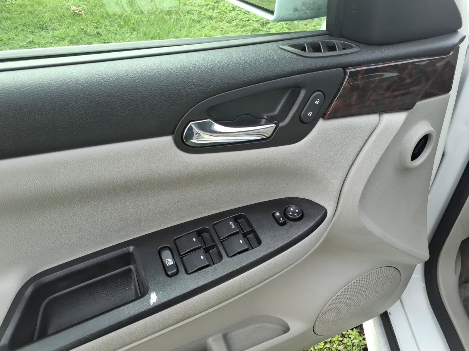 Used 2016 Chevrolet Impala Limited LS FWD image 14