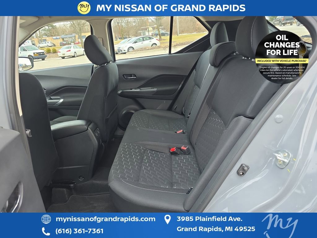 Used 2024 Nissan Kicks SV image 28