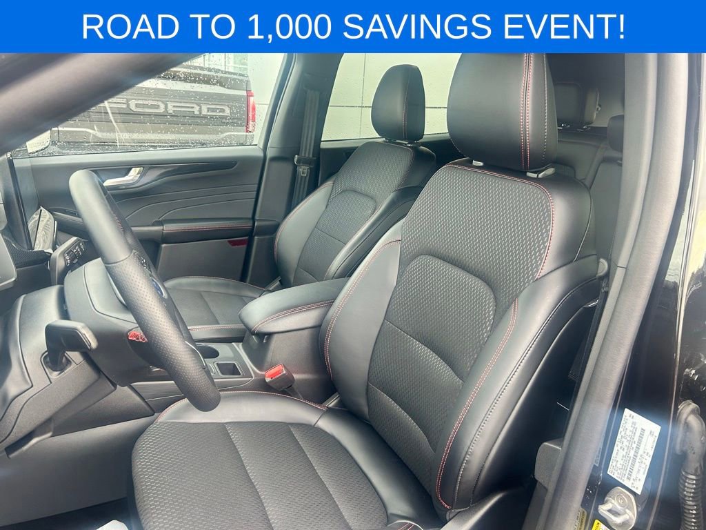 Used 2025 Ford Escape ST-Line Select w/ Tech Pack #1 image 14