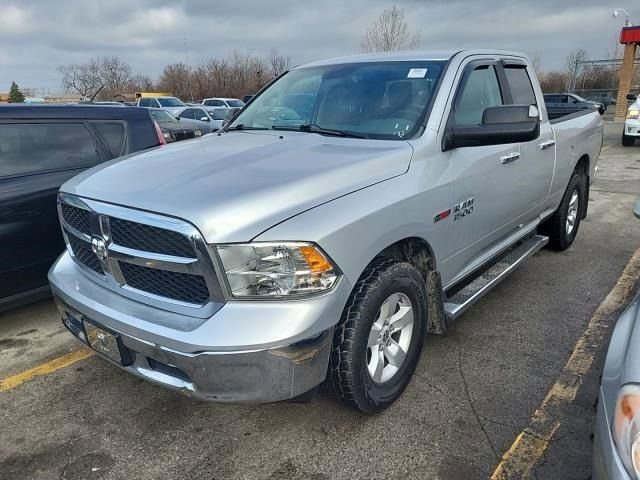 Used 2015 RAM 1500 Classic SLT w/ Luxury Group image 2
