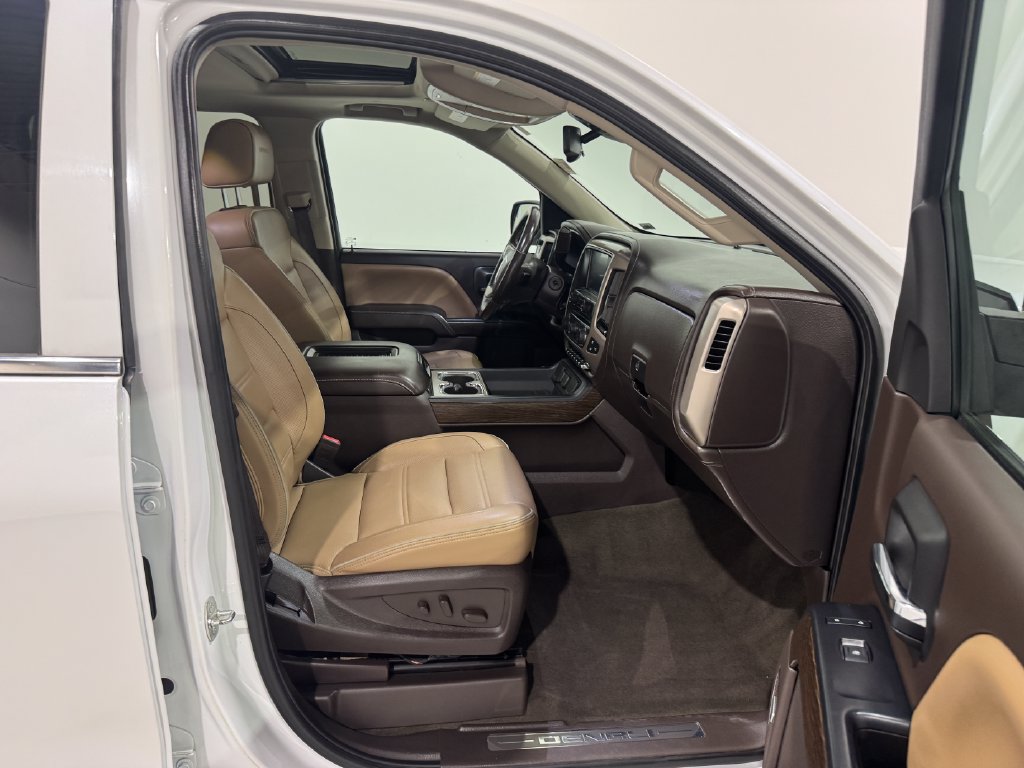 Used 2018 GMC Sierra 1500 Denali w/ Denali Ultimate Package AWD/4WD image 21