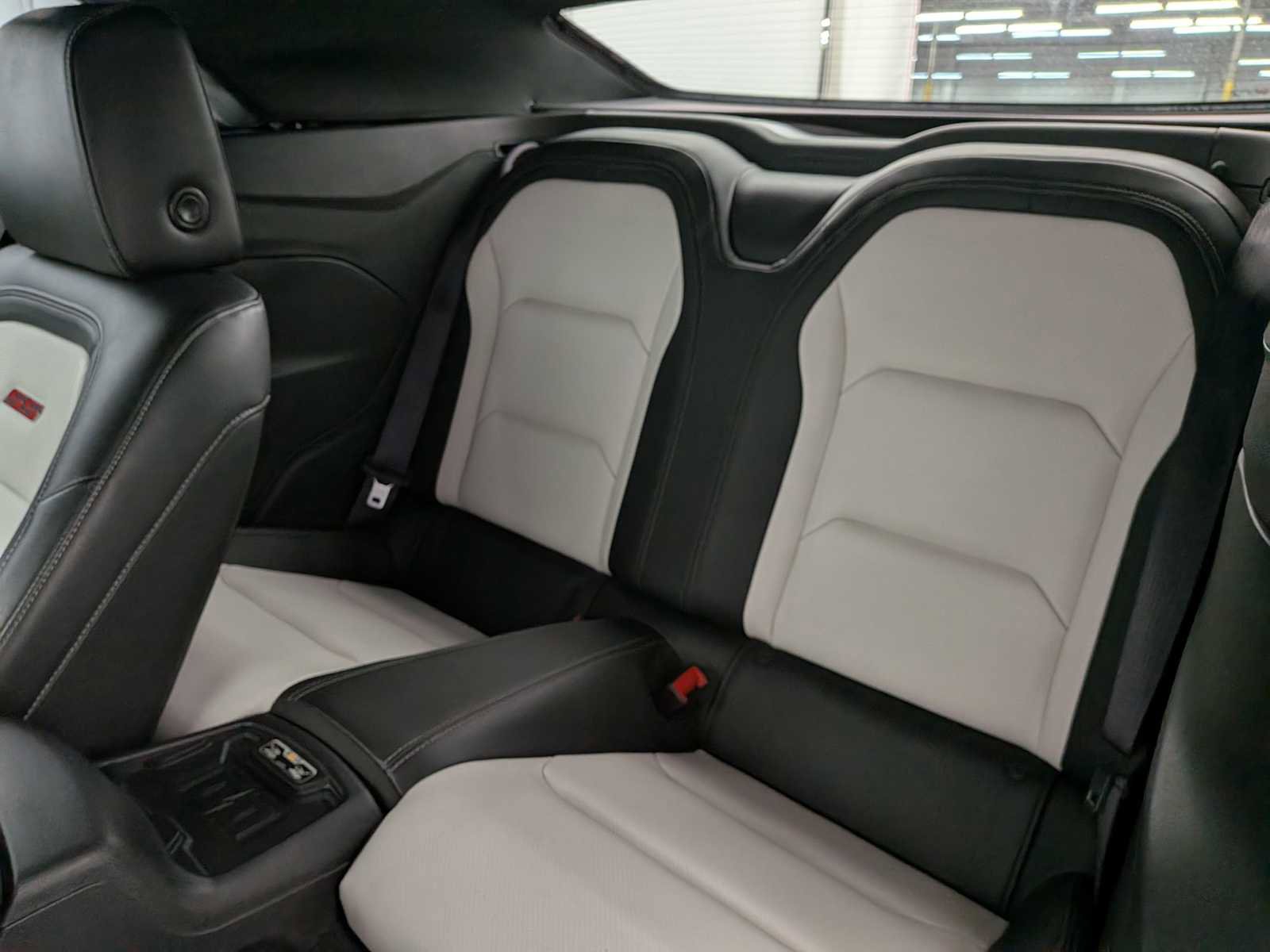 Used 2016 Chevrolet Camaro SS image 19