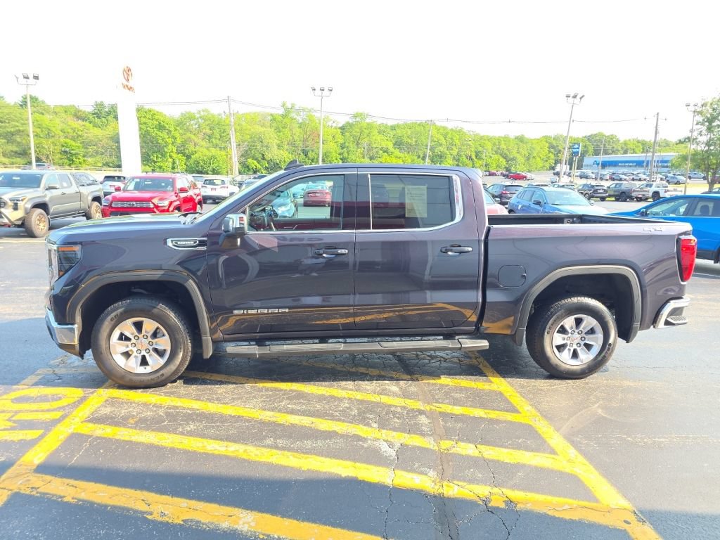Used 2025 GMC Sierra 1500 SLE w/ Preferred Package AWD/4WD image 9
