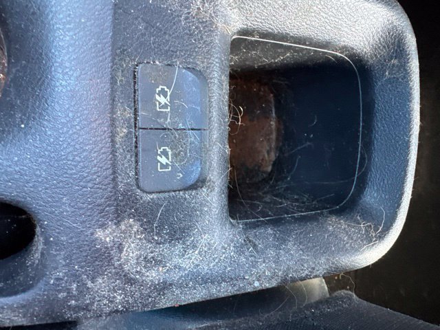 Used 2021 Nissan Versa S FWD image 33