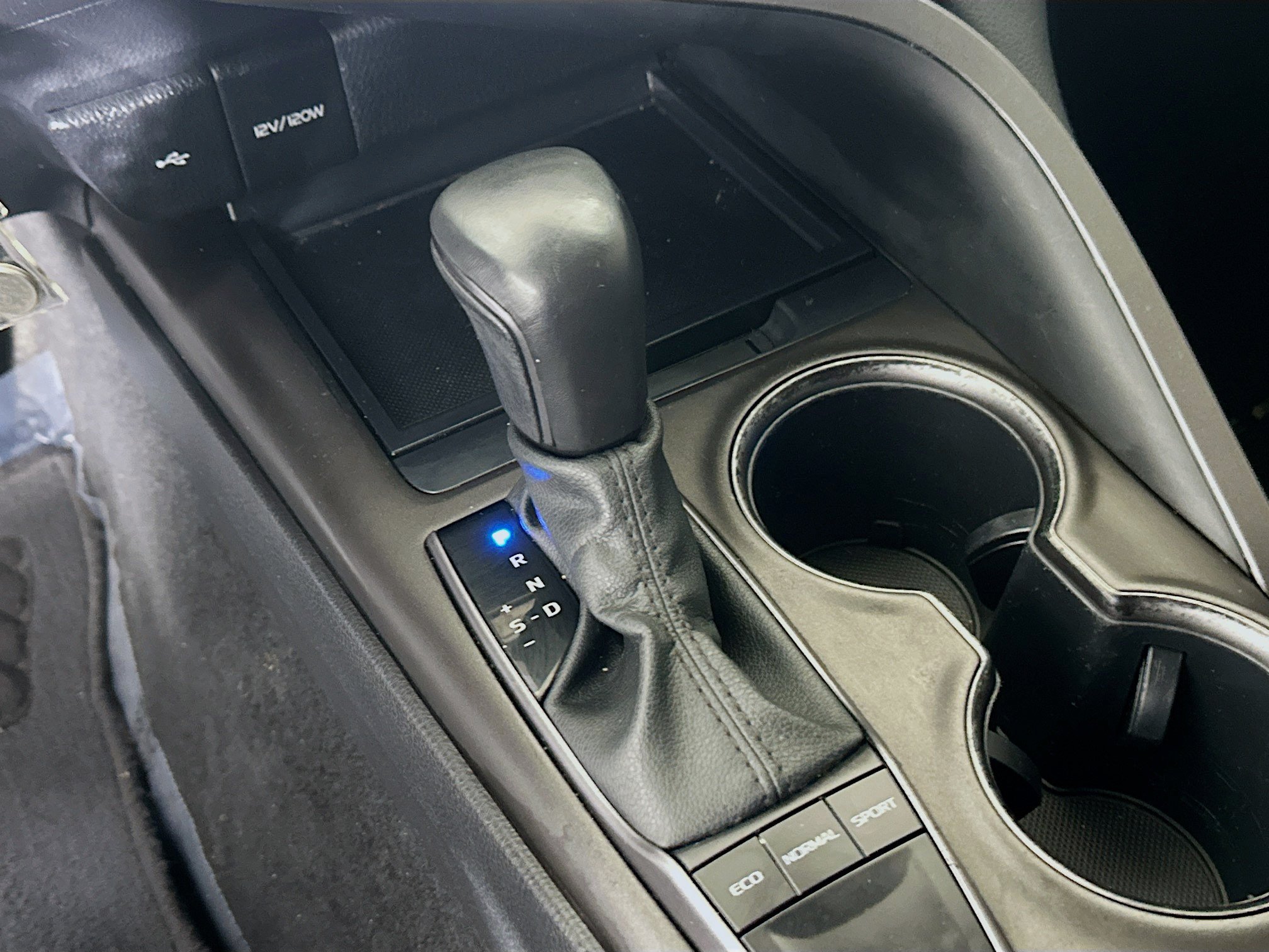 Used 2023 Toyota Camry SE FWD image 20