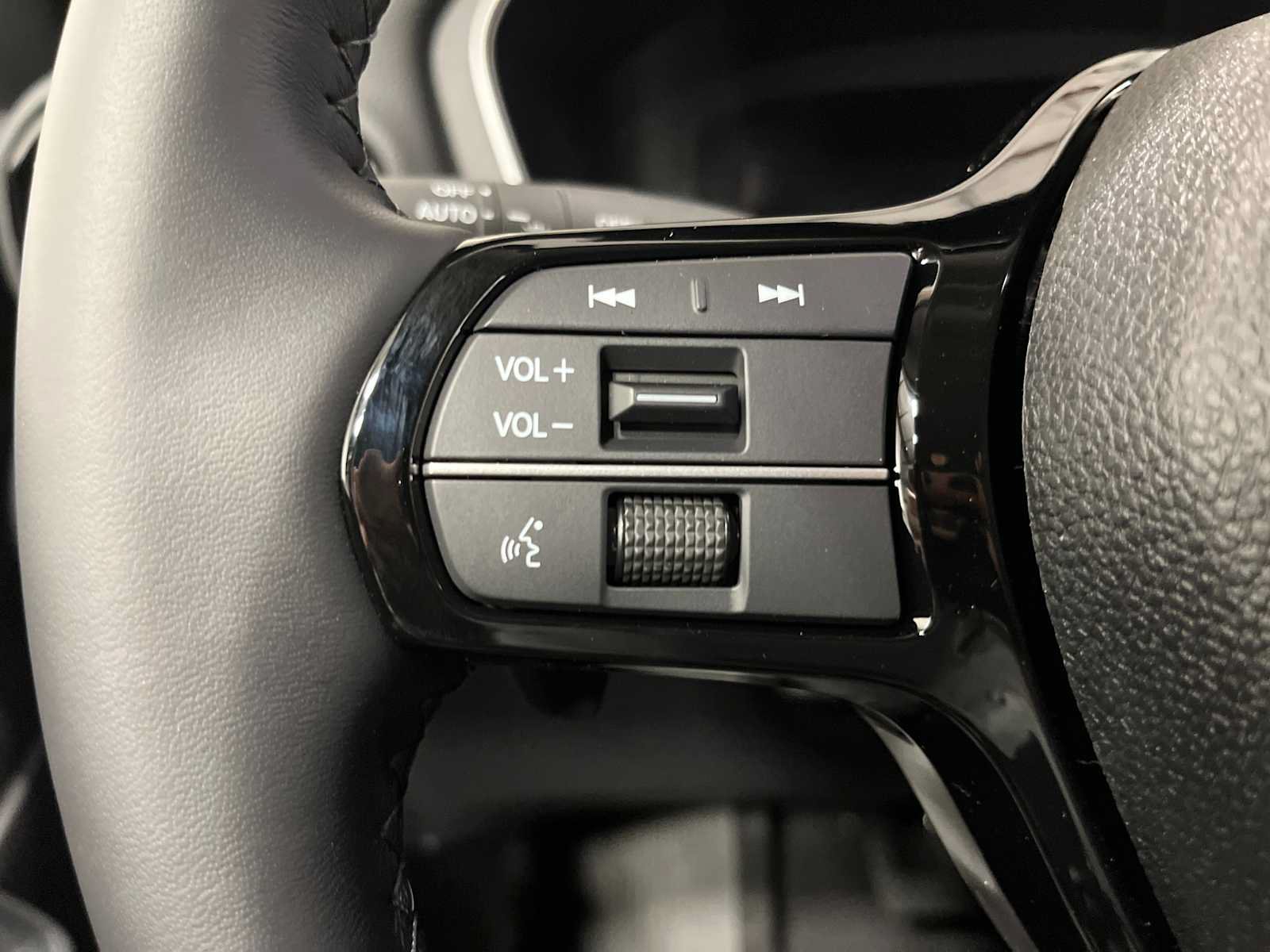 New 2026 Honda Pilot Touring image 18