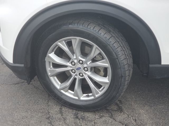 Used 2023 Ford Explorer XLT w/ Equipment Group 202A image 25