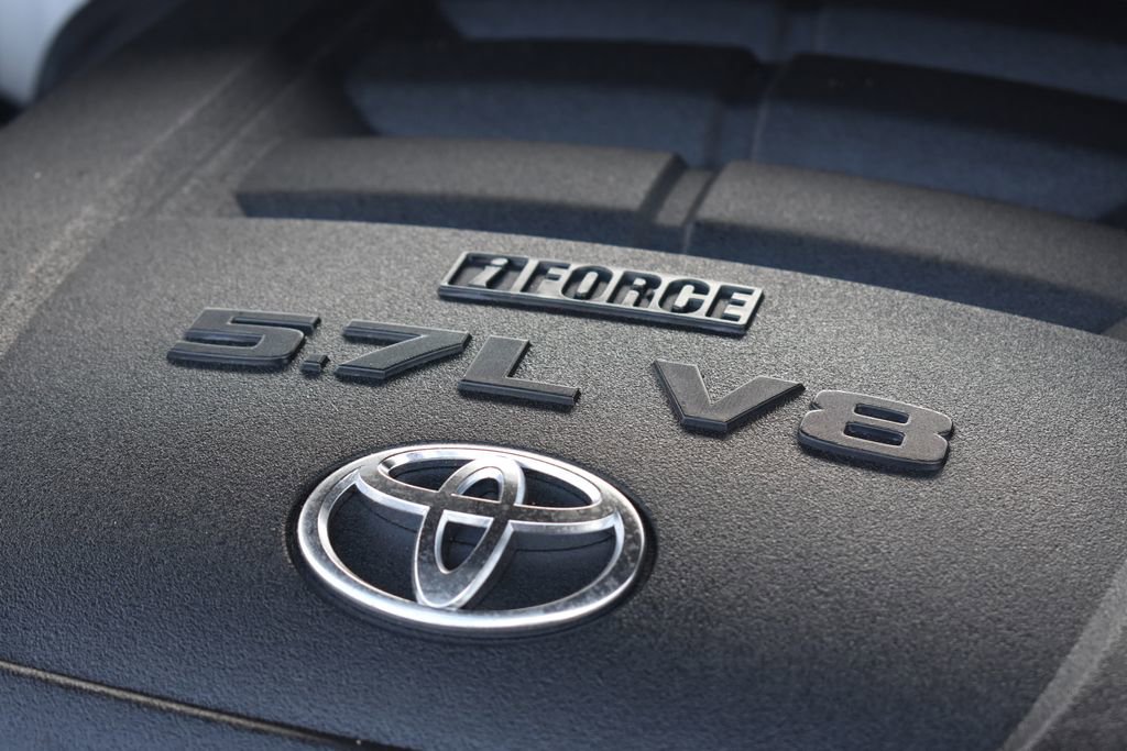 Used 2016 Toyota Tundra Limited image 32