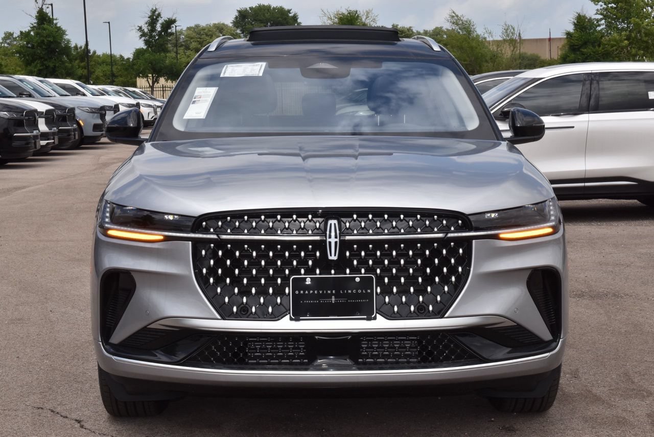 New 2026 Lincoln Nautilus Reserve AWD/4WD image 9