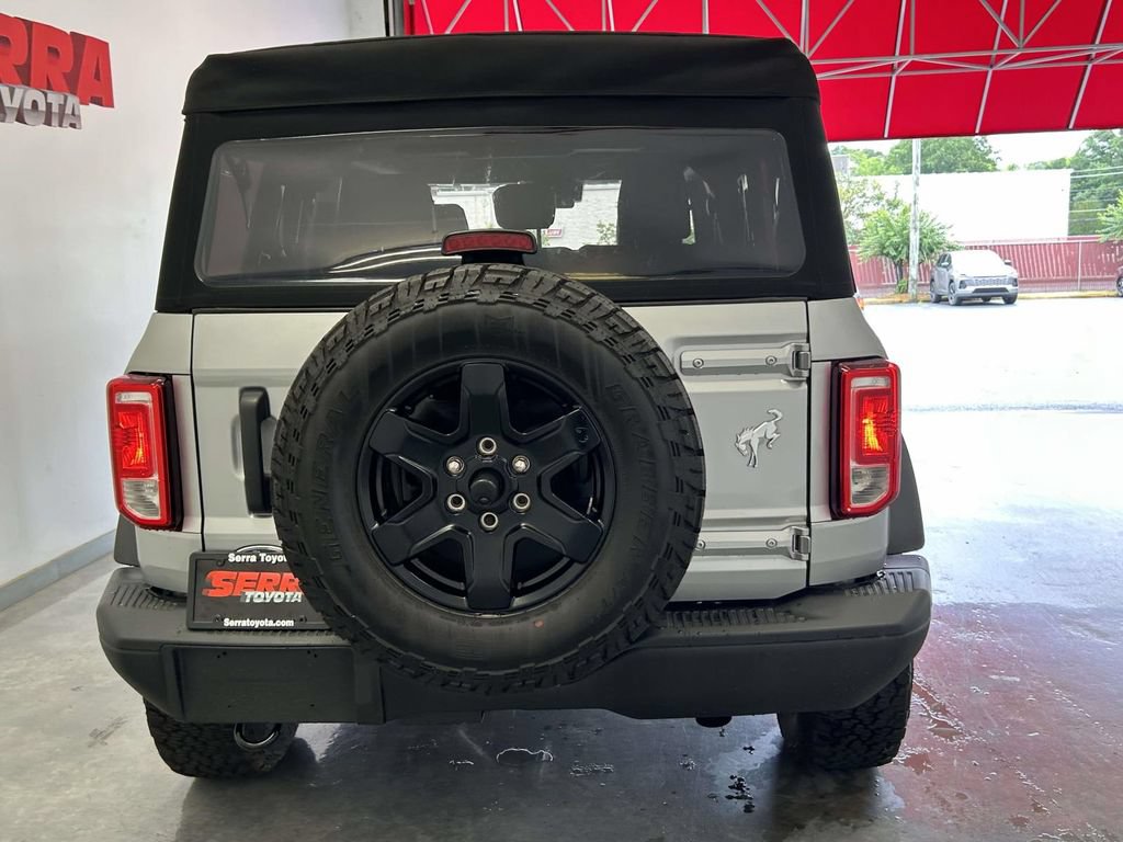 Used 2024 Ford Bronco Black Diamond AWD/4WD image 4