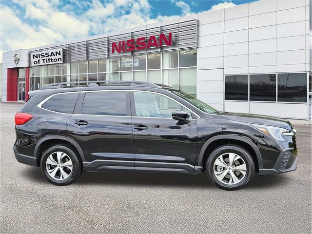Used 2025 Subaru Ascent Premium image 3