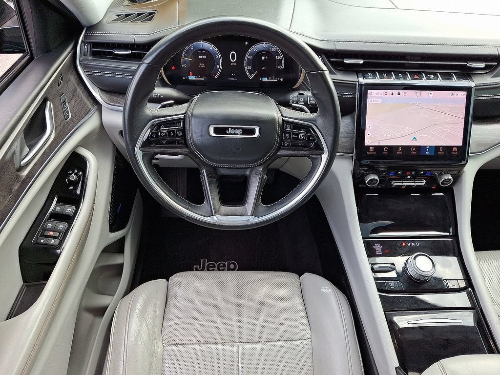 Used 2021 Jeep Grand Cherokee L Overland w/ Luxury Tech Group IV AWD/4WD image 10