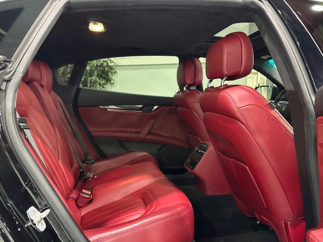 Used 2016 Maserati Quattroporte S image 41