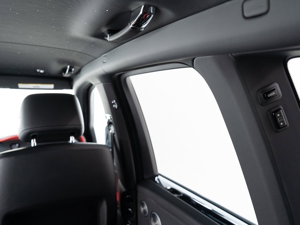 Certified 2023 Rolls-Royce Cullinan Black Badge w/ Driver's Package image 31