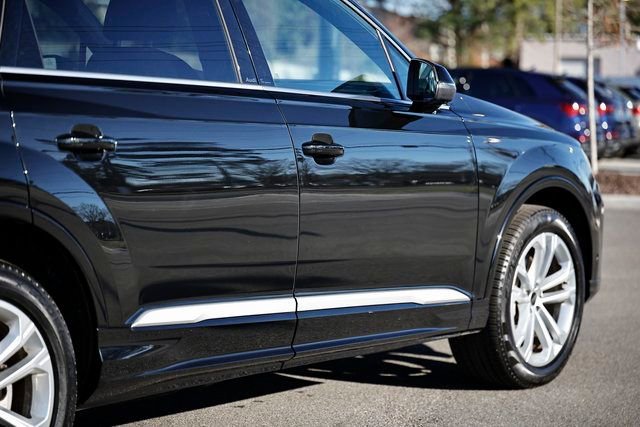 Used 2025 Audi Q7 3.0T Premium Plus image 8