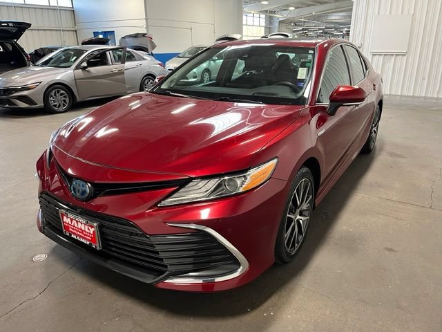Used 2021 Toyota Camry XLE w/ Navigation Upgrade Package FWD image 7