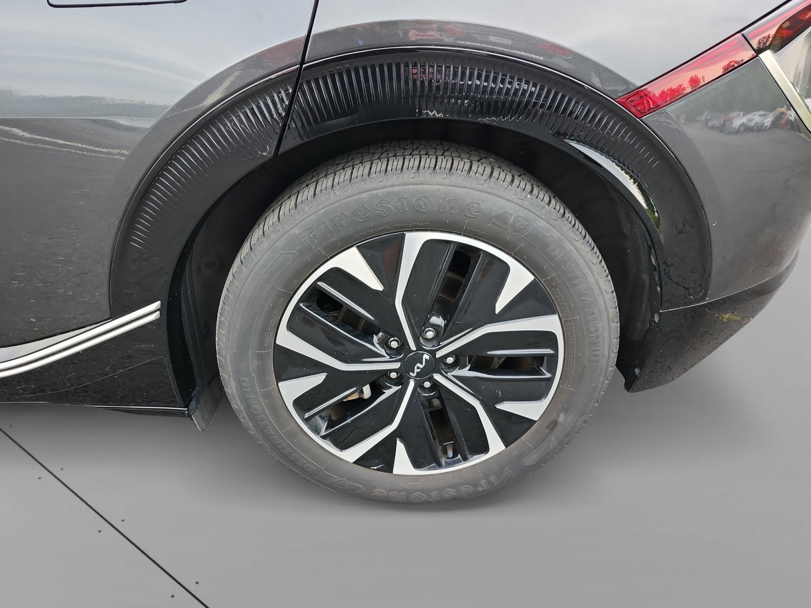 Used 2023 Kia EV6 Wind RWD image 14