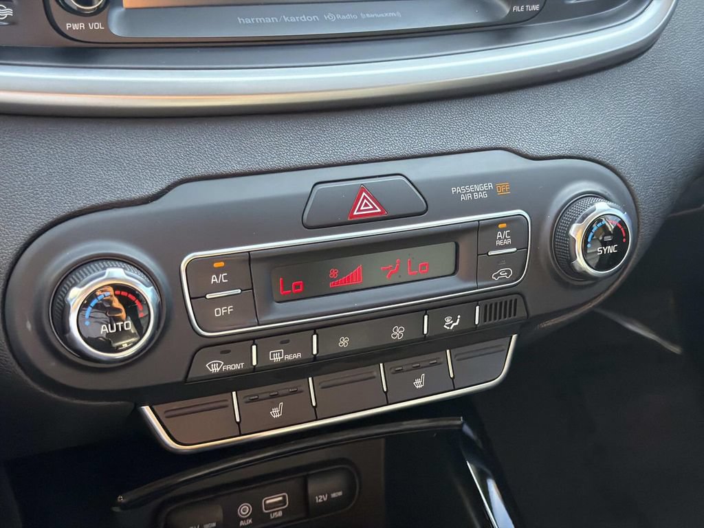 Used 2019 Kia Sorento SX FWD image 25