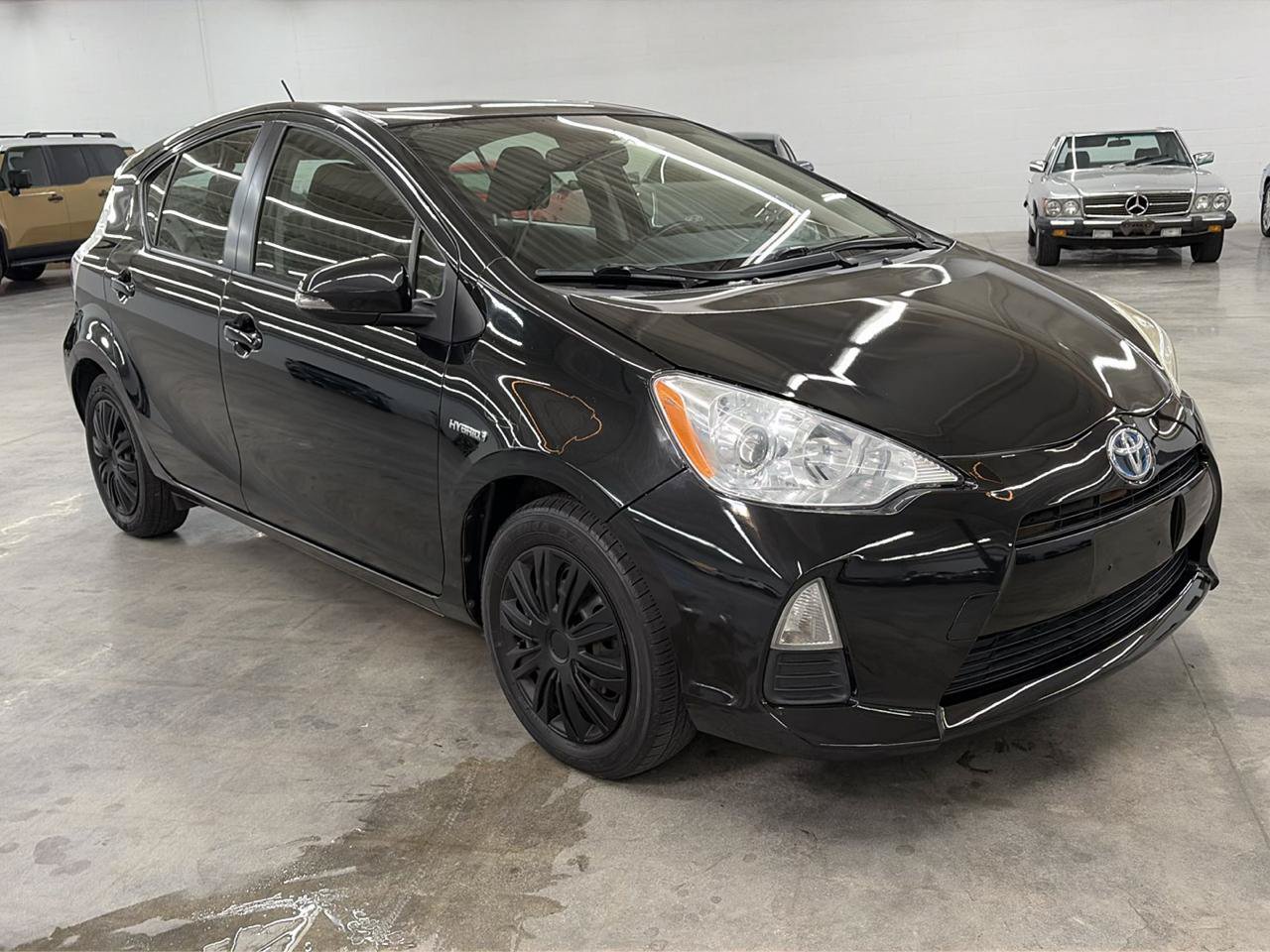 Used 2014 Toyota Prius C Two FWD image 4