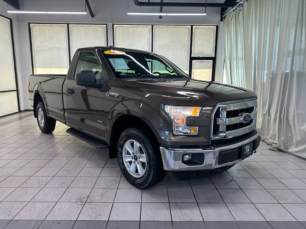 Used 2016 Ford F150 XLT w/ Trailer Tow Package AWD/4WD image 2