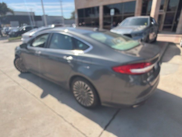 Used 2017 Ford Fusion SE w/ Fusion SE Technology Package AWD/4WD image 5